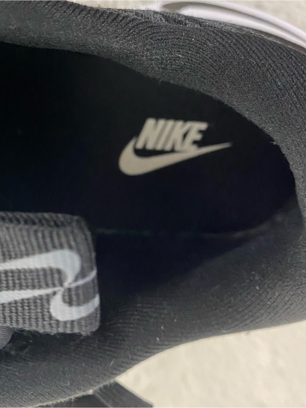 Nike Motiva Walking Shoes Black Anthracite White Women’s Size 8.5 - Picture 7 of 10